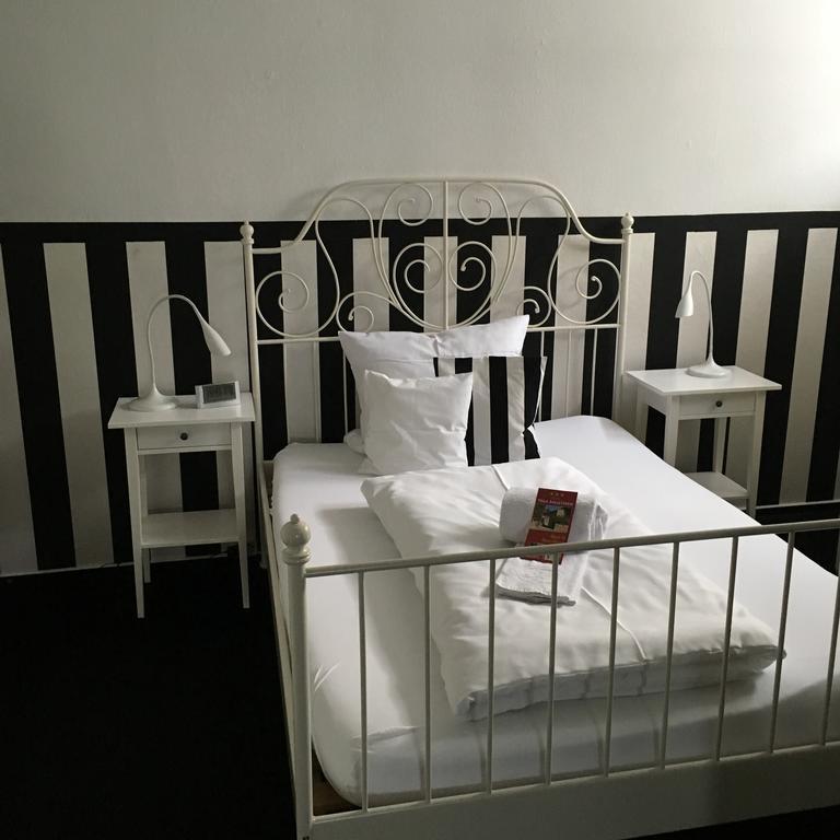 Hotel B&B Bredl In Der Villa Ballestrem Щраубинг Екстериор снимка