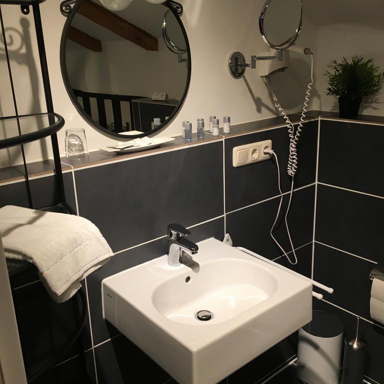 Hotel B&B Bredl In Der Villa Ballestrem Щраубинг Екстериор снимка